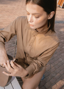 Рубашка с фигурными манжетами и двойной кокеткой фото 846355