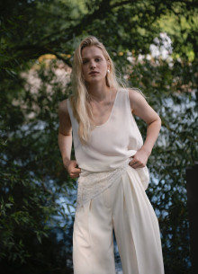 Топ с вырезом из шелка фото 1232926