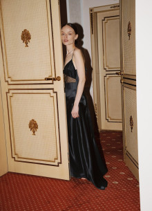 Шелковое платье-комбинация асимметричного кроя макси фото 1232598