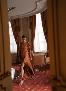 Платье с высоким разрезом в длине макси фото 1232520