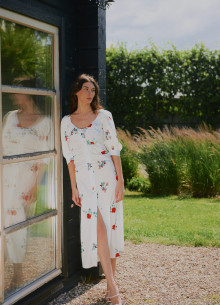 Платье-рубашка с дизайнерским вырезом фото 846812