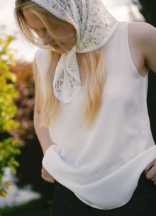 Топ с вырезом из шелка фото 1232927